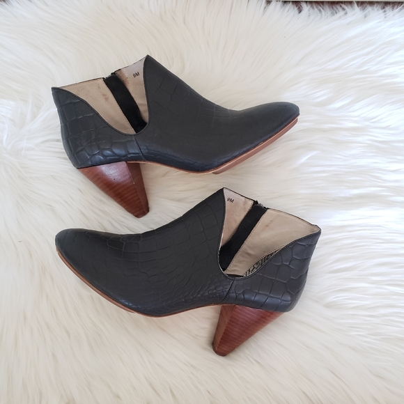 Matt Bernson Jagguar Black Leather Ankle Bootie - Size 9M - Picture 7 of 14
